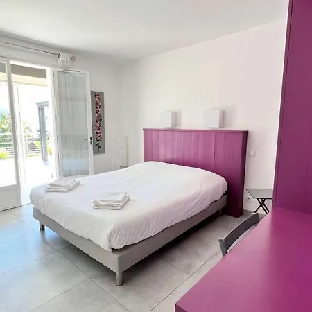 Βίλα Superbe Avec Piscine Chauffee, Proche